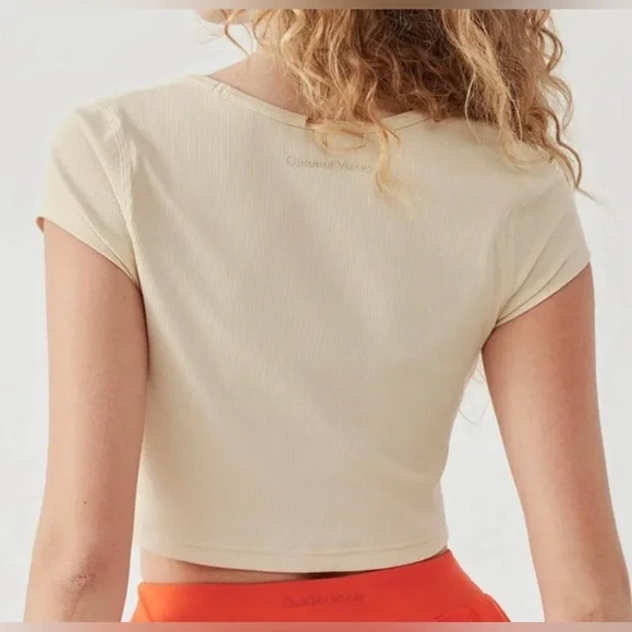 NWOT Outdoor Voices Ribbed Short Sleeve Cropped Tee - Picture 2 of 10